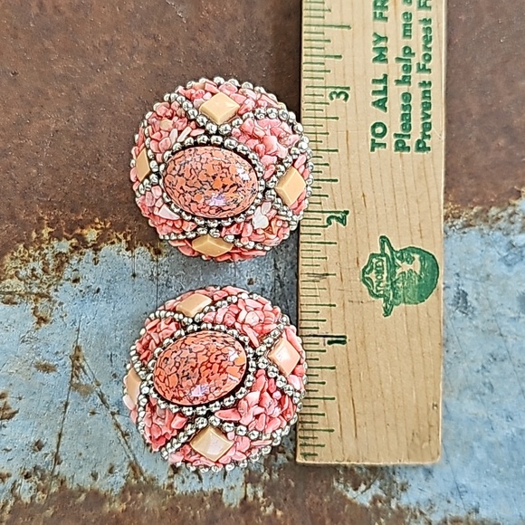 VINTAGE Michelle Sugar Clip-on Earrings - Picture 9 of 11